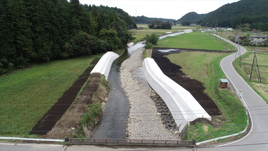 行川護岸工事施工写真